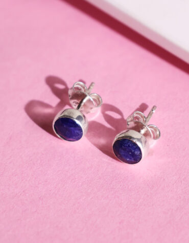 blue sapphire studd earring