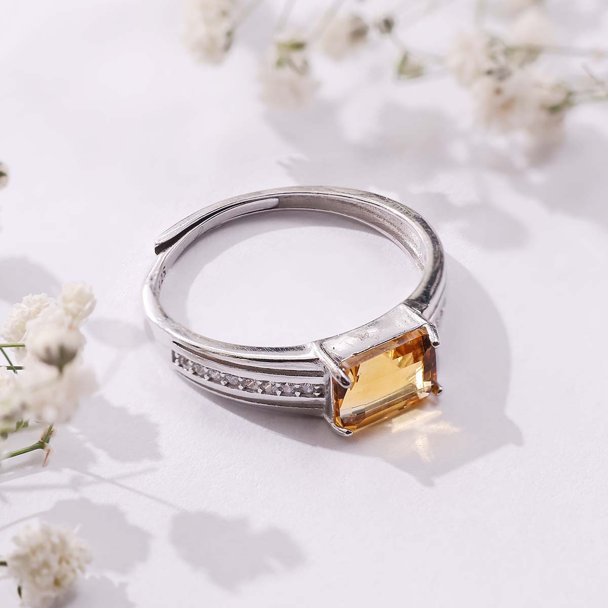 Citrine Rectangle Shape Small Silver Ring (4)