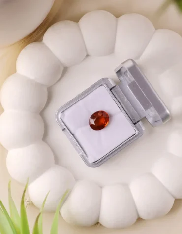hessonite cabochon