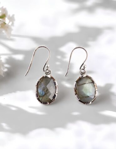 labradorite oval shape silver earring