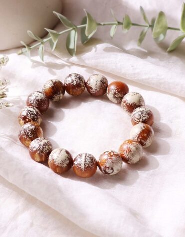 Old-White-Chess-Agarwood-Bracelet-Shubhanjali-Store