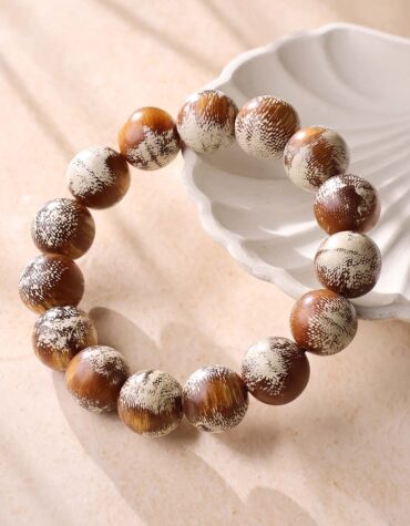 Old-White-Chess-Agarwood-Bracelet-Shubhanjali-Store