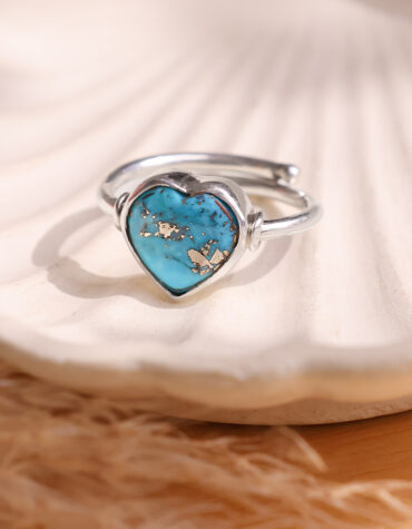 persian turquoise heart silver ring 4 gms