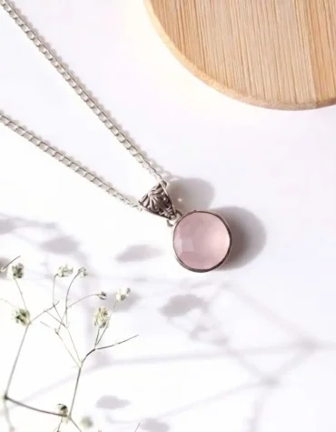 rose quartz round silver pendant