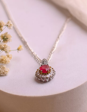 ruby oval pendant silver (golden design)