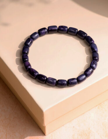 sugilite rectangle shape bracelet 10 15 gms