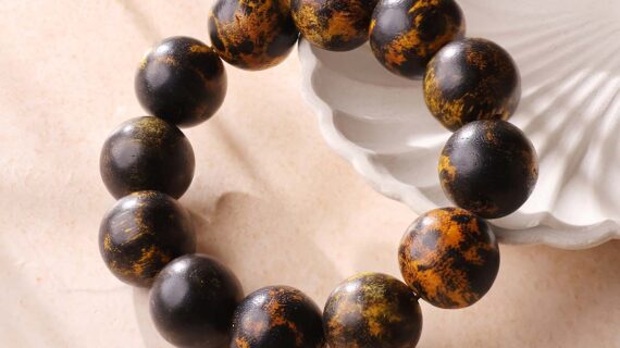 Vietnamese Flower Agarwood Bracelet 20mm