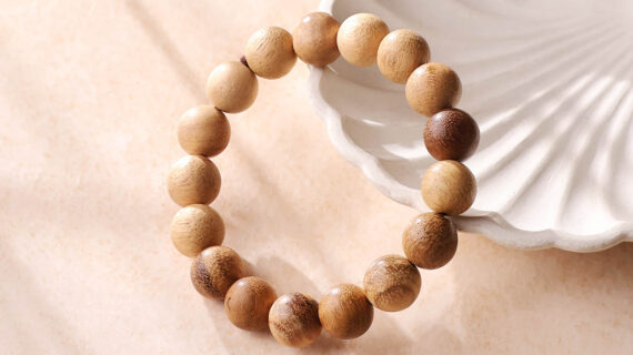 White Agarwood Bracelet 12mm