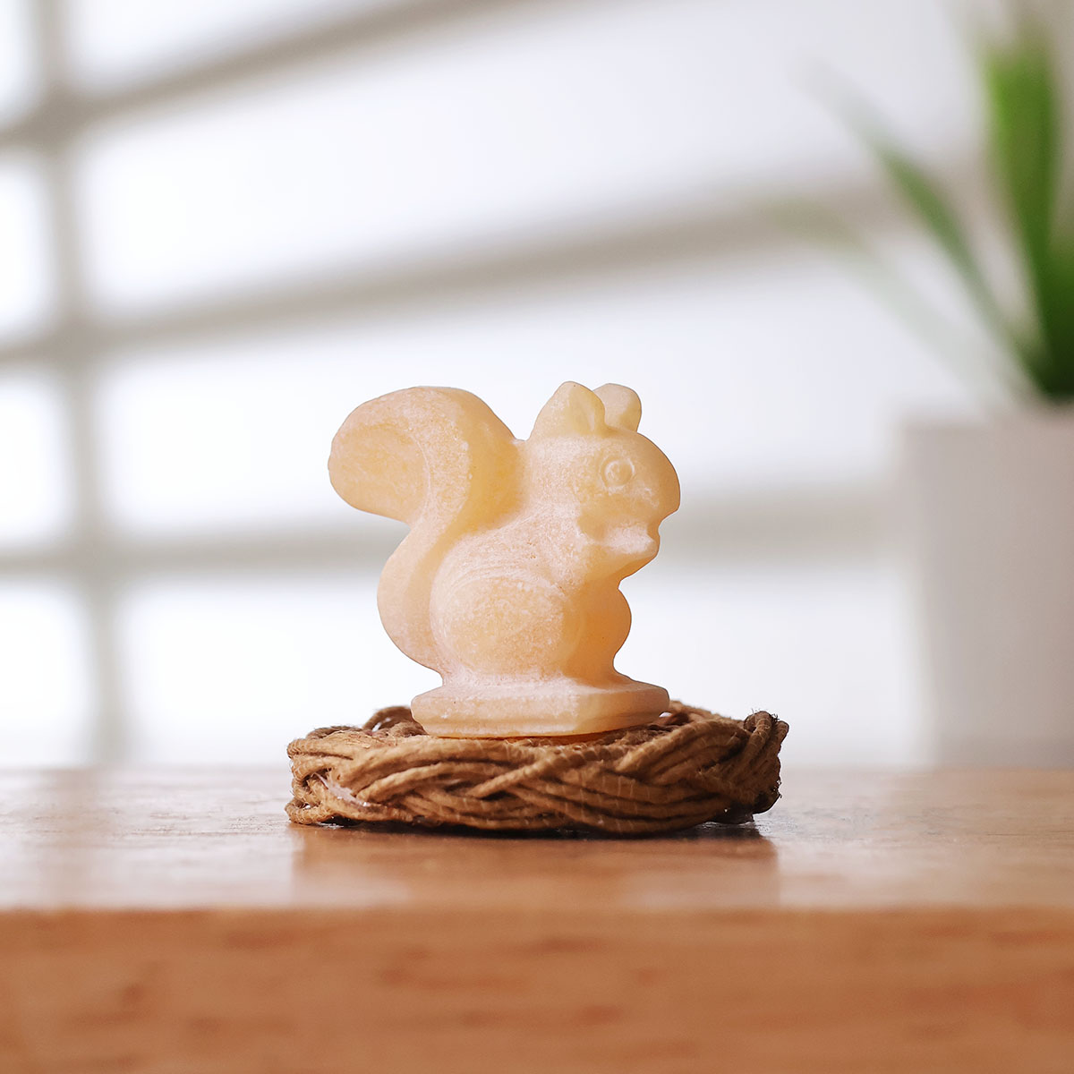 Yellow Calcite Squirrel 1 Inch (3)