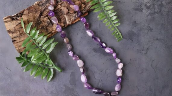 Crystal Zodiac Guide 2026 — Best Stones for Each Rashi + How to Wear Them