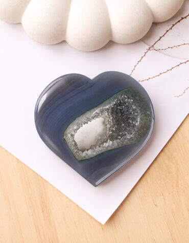 amethyst druzy heart