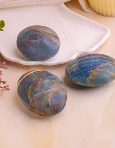 blue onyx palm stone