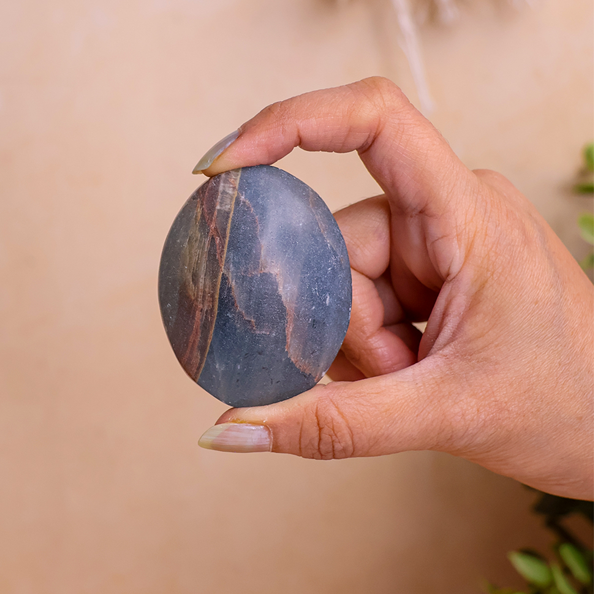 Blue Onyx Palm Stone (8) blue onyx palm stone