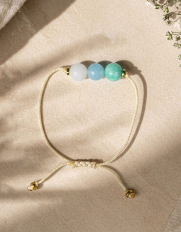 clarity 3 beads thread bracelet