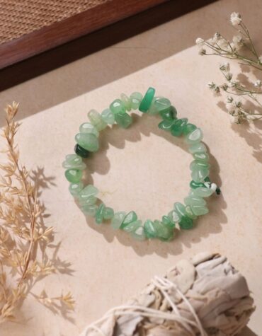 green aventurine chips bracelet