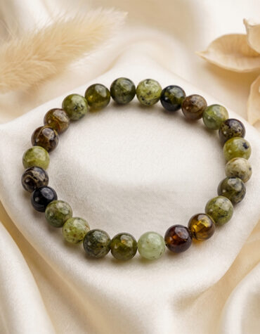 green garnet bracelet 8mm