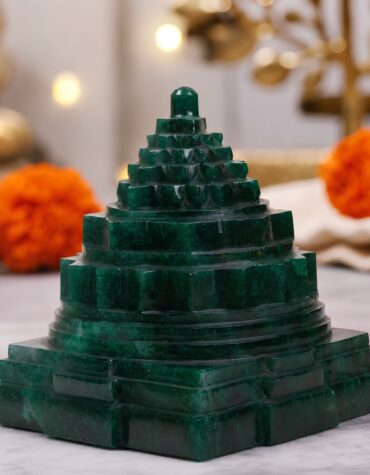 green jade shree yantra 2100 2150 gms