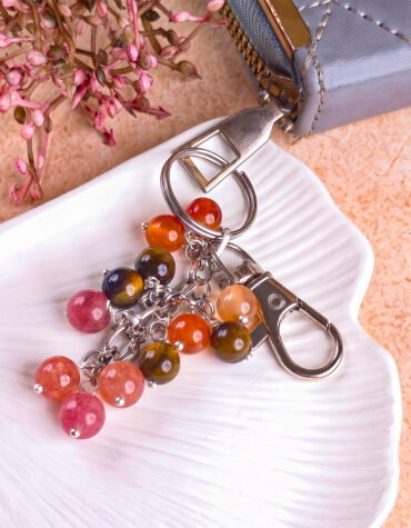 leadership, motivation & confidence keychain