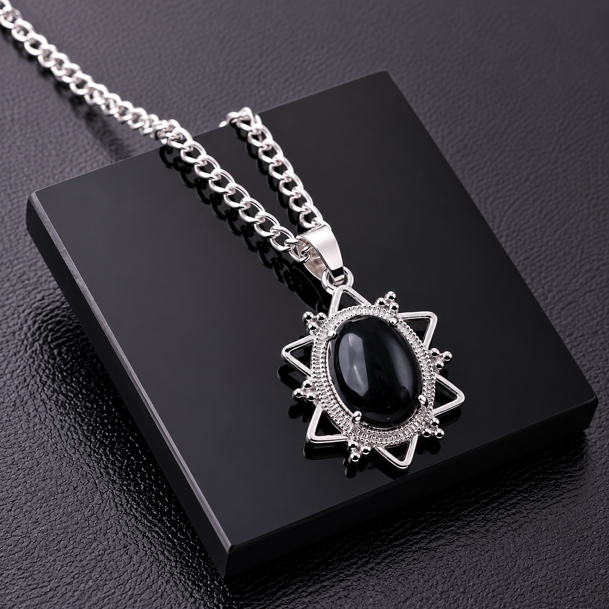 Oval Star Design Pendant-Shubhanjali Store (9) oval star design pendant