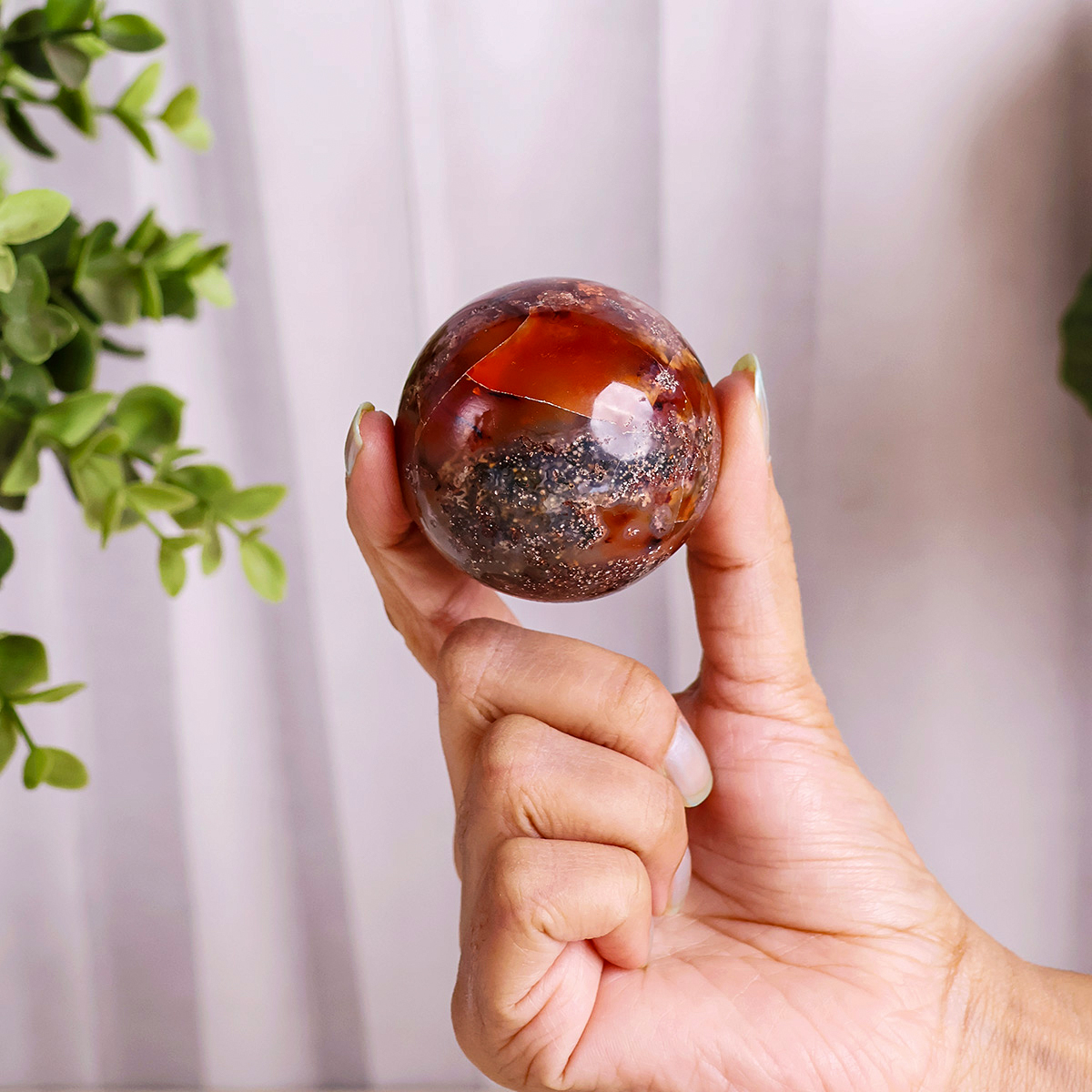 Red Carnelian Ball (Pre) (4) red carnelian ball 150 200gm (pre)