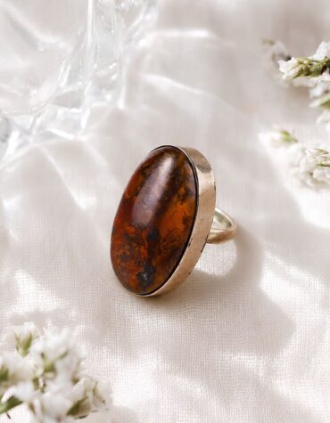 seam agate cabochon ring