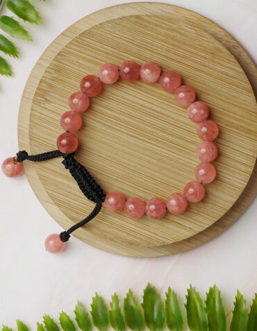 sunstone single thread bracelet