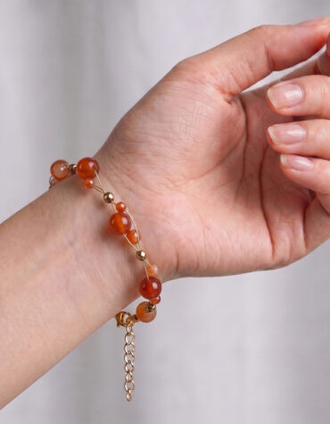 red carnelian wire bracelet