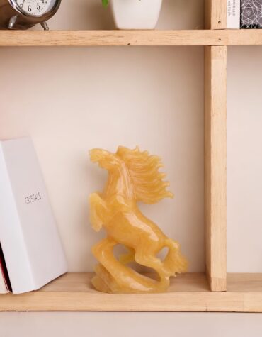 yellow calcite big horse
