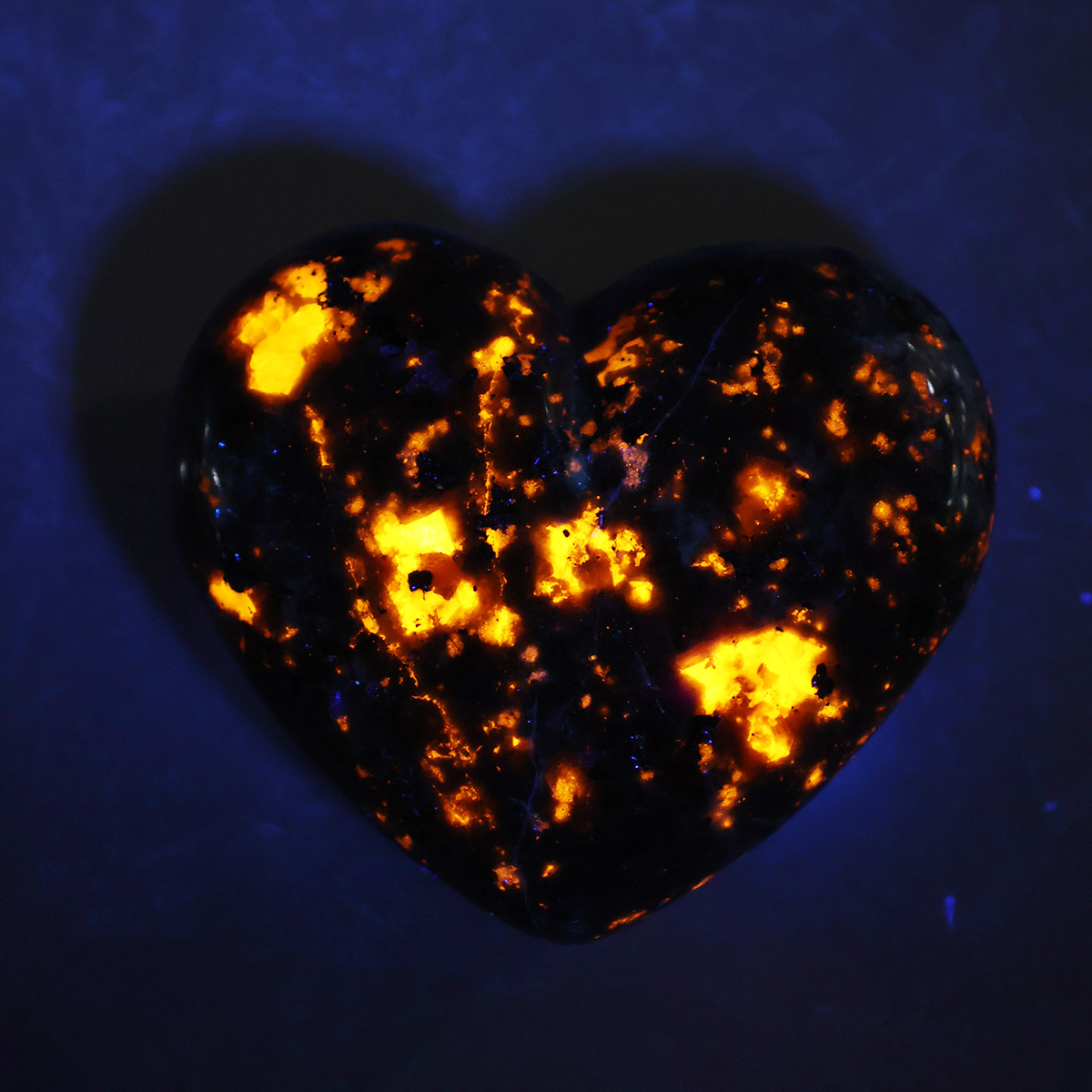 Yooperlite Heart-Shubhanjali Store (4) yooperlite heart