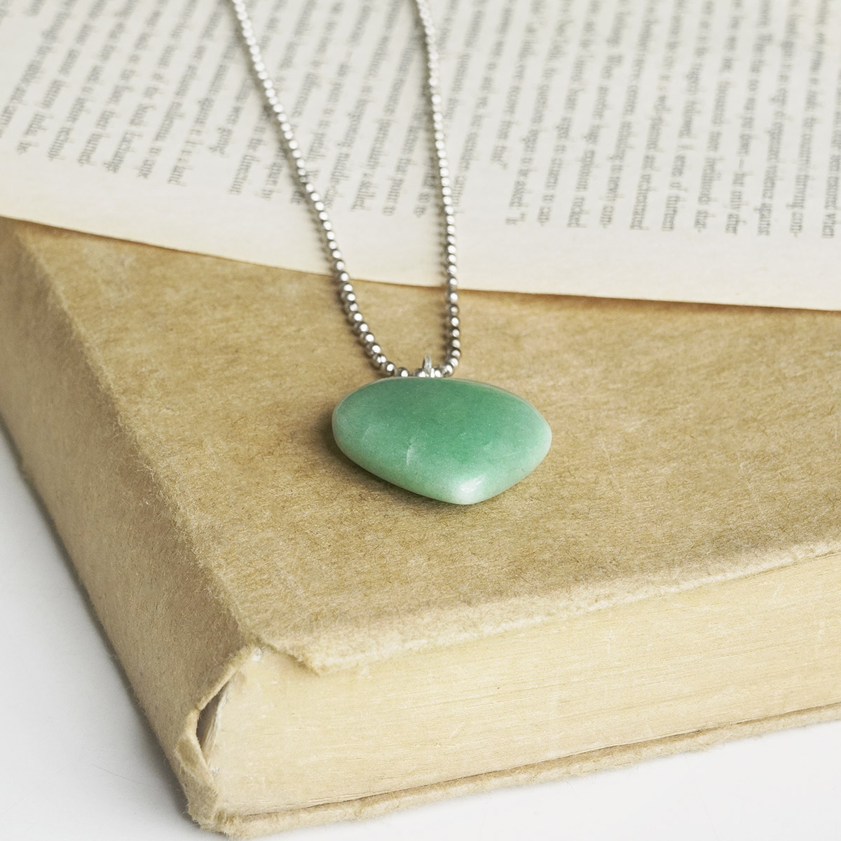 shubhanjalistore-green-aventurine-big-heart-pendant-img-3 green aventurine big heart pendant