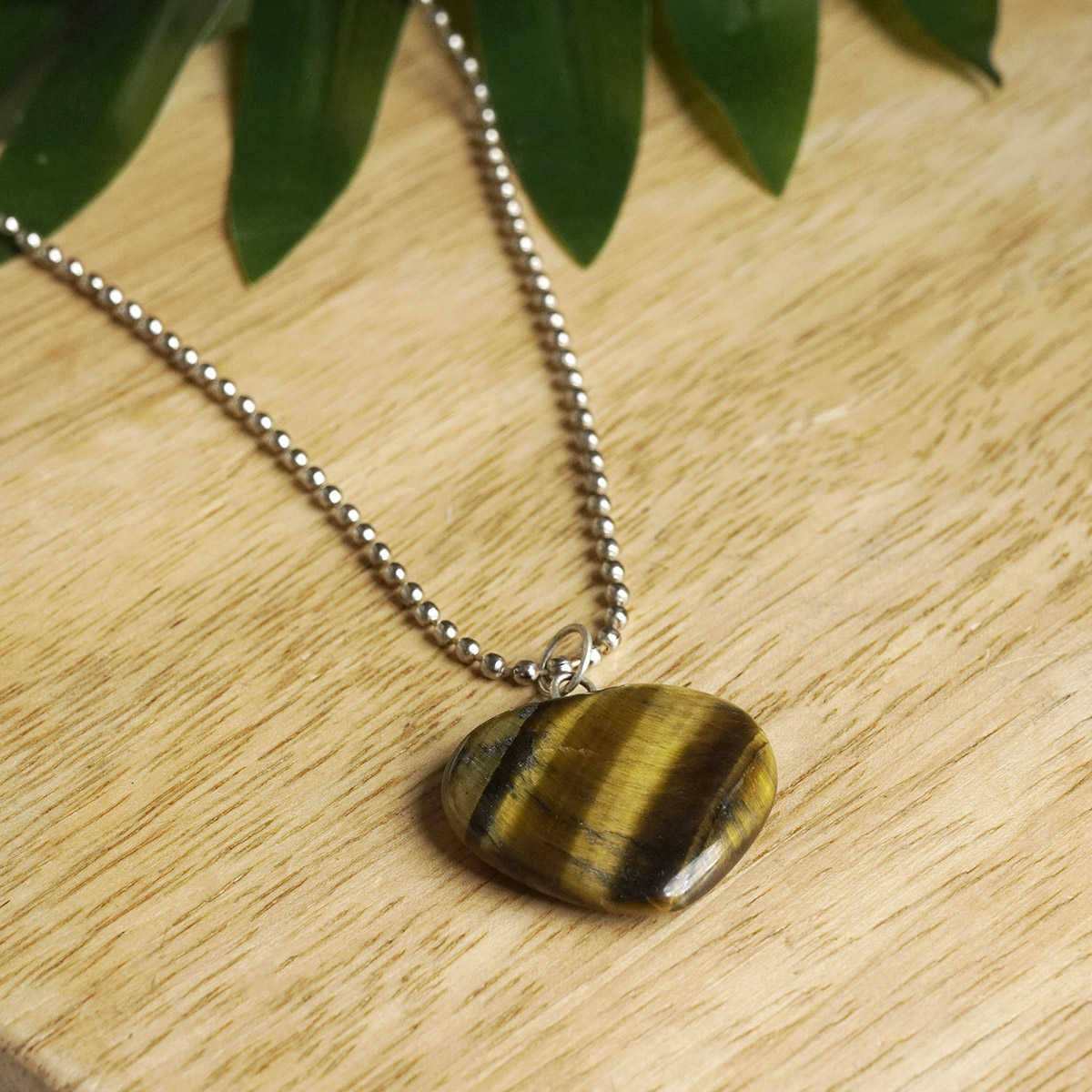 shubhanjalistore-tiger-eye-big-heart-pendant-img-1 tiger eye big heart pendant