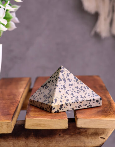dalmatian jasper stone pyramid