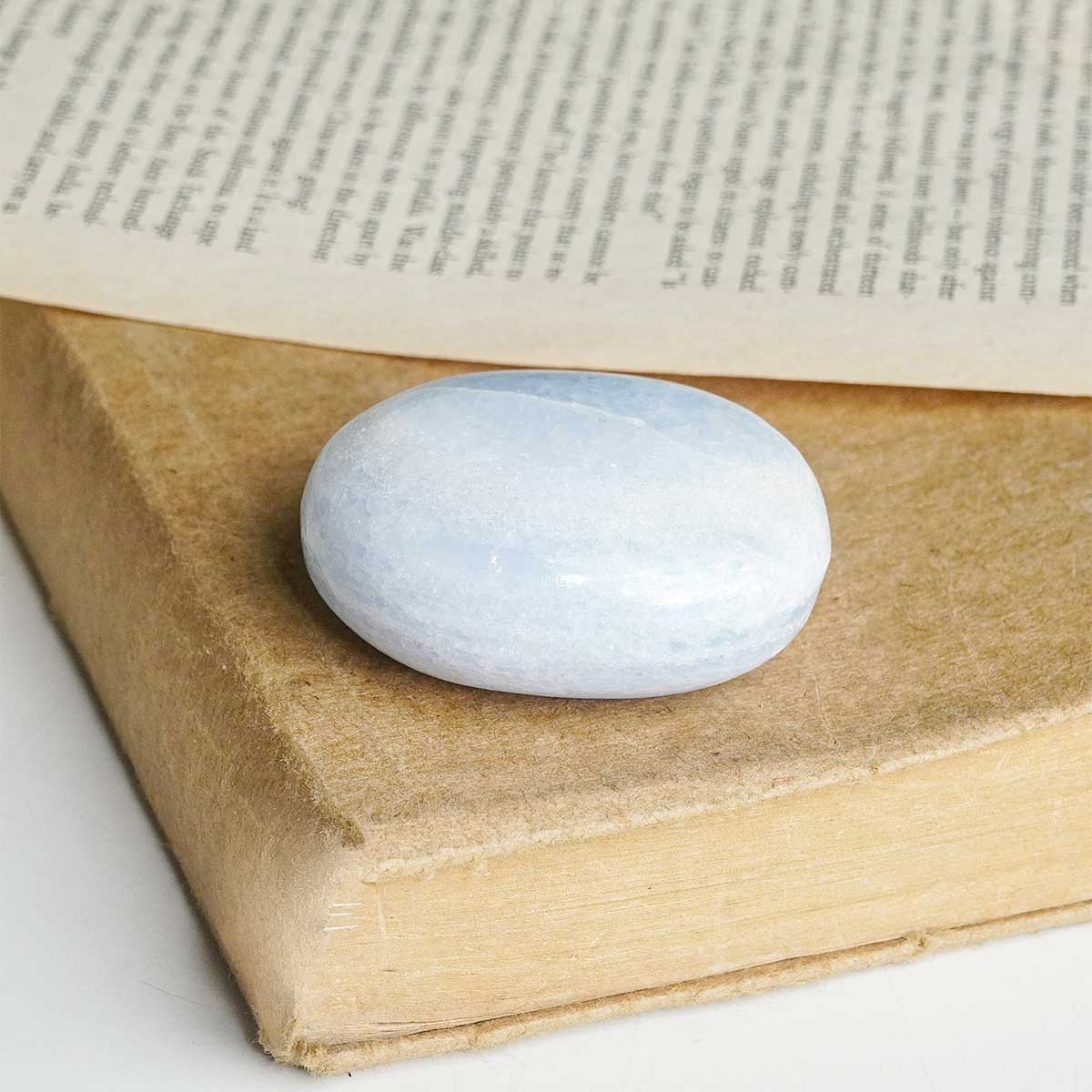 shubhanjalistore-blue-calcite-palm-stone-img-3 blue calcite palm stone
