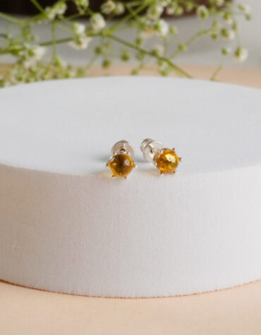amber round stud earring silver