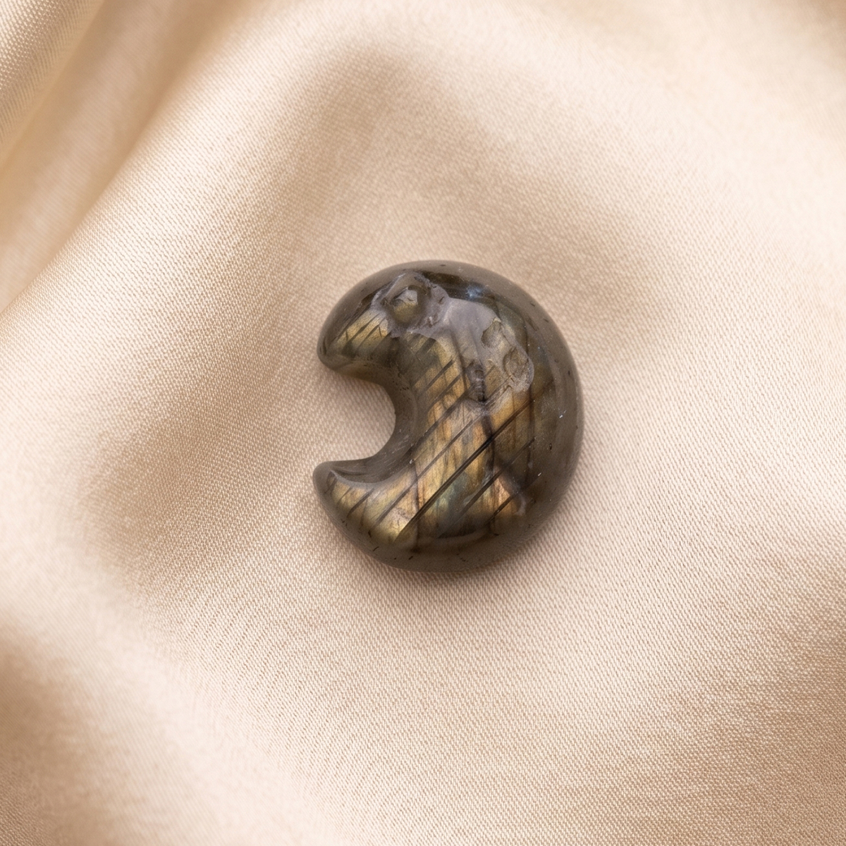 Labradorite Half Moon Small-Shubhanjali Store (3) labradorite half moon small