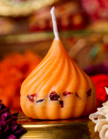 modak candle (orange)
