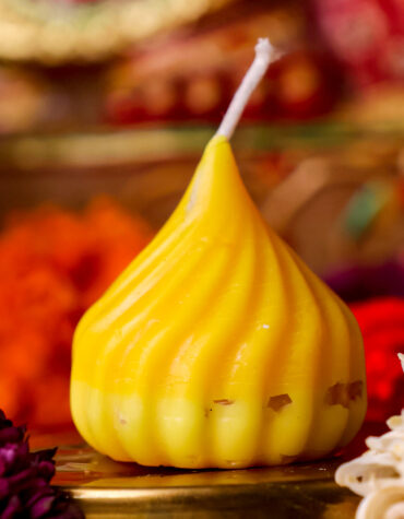 modak candle (yellow)