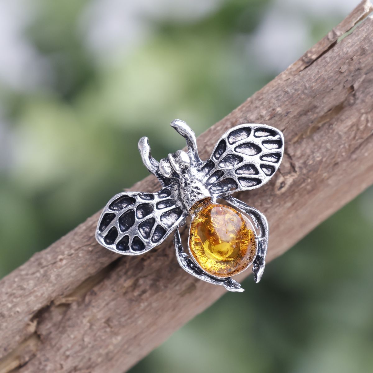 Amber Honey Bee Brooch-Shubhanjali Store (2) amber honey bee brooch