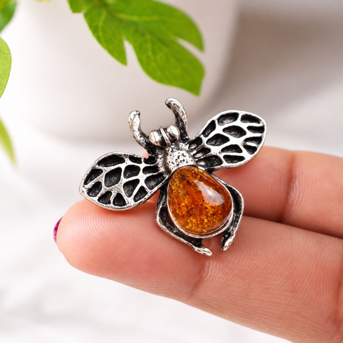 Amber Honey Bee Brooch-Shubhanjali Store (3) amber honey bee brooch
