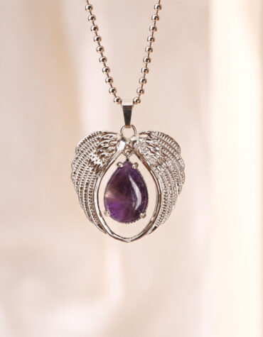 angel wings pendant