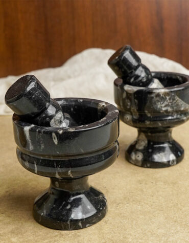 orthoceras mortar and pestle