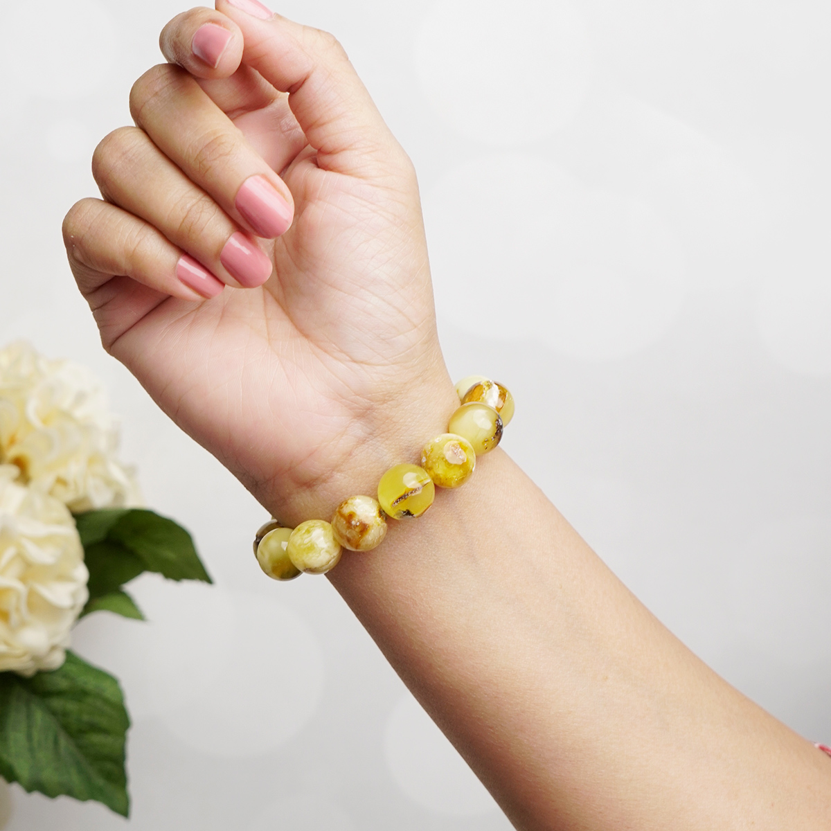 White Amber Round Beads Bracelet-Shubhanjali Store (1) white amber round beads bracelet